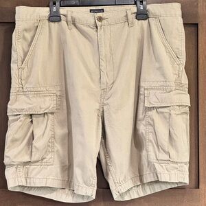 Levi’s Men's Tan Cargo Shorts